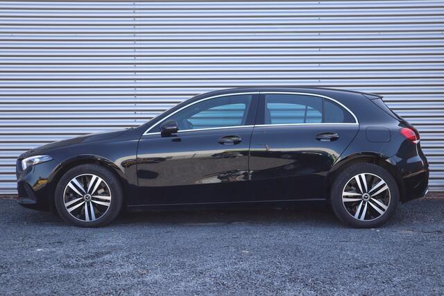 Mercedes-Benz A-KLASSE 250 e Bus. Luxury Sfeer verlichting / Widescreen / Camera / Carplay /