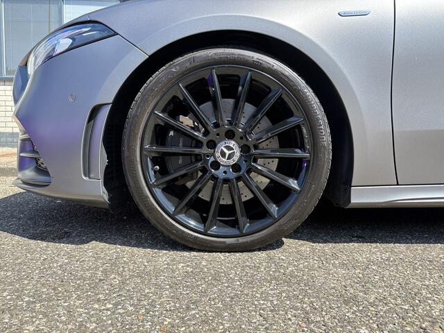 Mercedes-Benz A-KLASSE A250 Premium Plus Edition 1 |BURMESTER|PANO|CARPLAY|NAVI