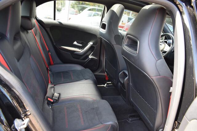 Mercedes-Benz A-KLASSE 200 Business Solution AMG PANORAMA
