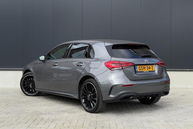 Mercedes-Benz A-KLASSE 250e AMG line - Panorama - Widescreen - Sfeerverlichting - Nightpakket - 19" LM Velgen - Rijklaar