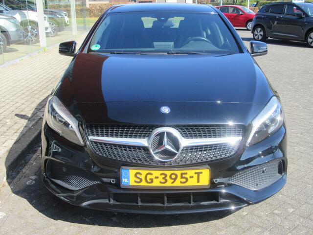 Mercedes-Benz A-KLASSE 180 Ambition AMG Styling , LED, NAVI, PDC (occasion)