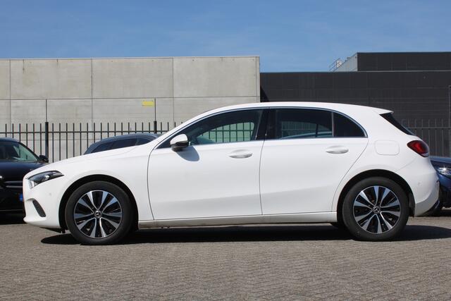 Mercedes-Benz A-KLASSE 250e AUT8 Business Line LEDER WIDESCREEN CARPLAY CAMERA
