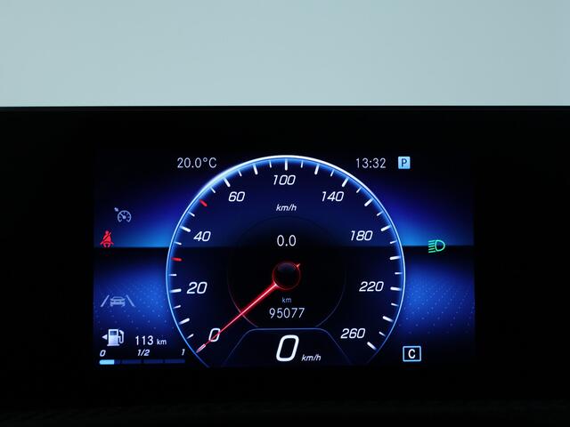 Mercedes-Benz A-KLASSE 180 Advantage | Achteruitrijcamera | Navigatie | Cruisecontrol | Getint glas | Inclusief 24 maanden MB Certified garantie voor Europa.