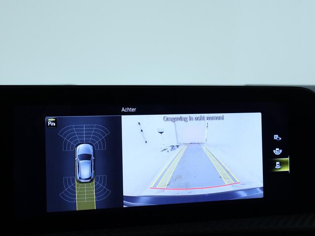 Mercedes-Benz A-KLASSE 180 Advantage | Achteruitrijcamera | Navigatie | Cruisecontrol | Getint glas | Inclusief 24 maanden MB Certified garantie voor Europa.