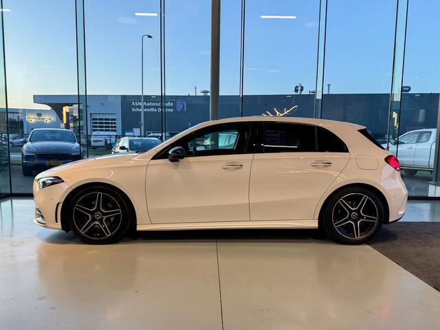 Mercedes-Benz A-KLASSE 200 AMG line, Burmester, Pano, 360Cam, Ambiente, Bomvol