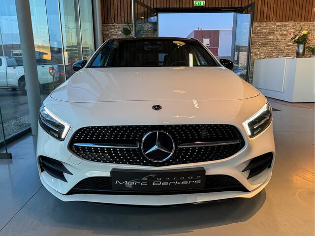 Mercedes-Benz A-KLASSE 200 AMG line, Burmester, Pano, 360Cam, Ambiente, Bomvol