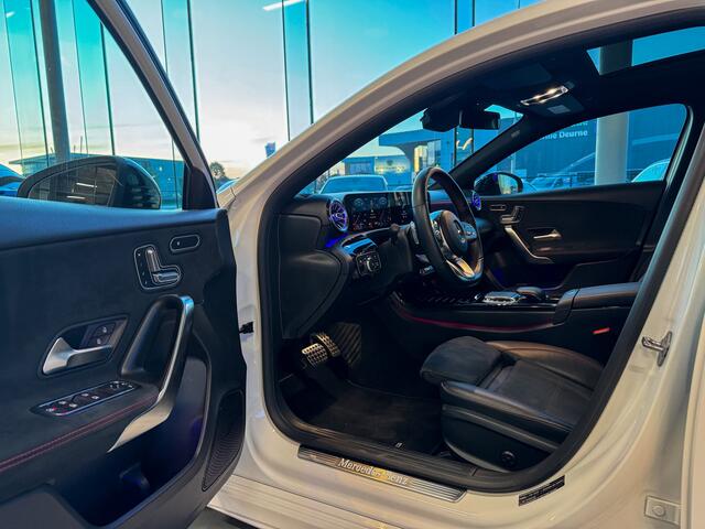 Mercedes-Benz A-KLASSE 200 AMG line, Burmester, Pano, 360Cam, Ambiente, Bomvol