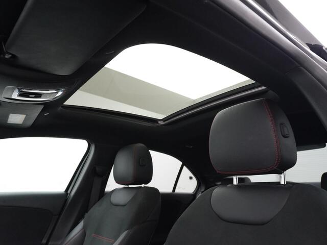 Mercedes-Benz A-KLASSE 250 AMG Premium Plus