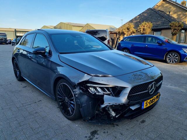 Mercedes-Benz A-KLASSE 180 AMG Line