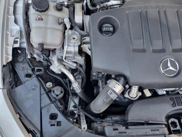 Mercedes-Benz A-KLASSE 180d Aut. Led Navi Stoelverw.