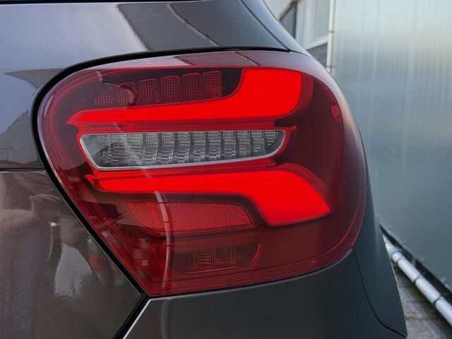 Mercedes-Benz A-KLASSE 220 BJR 2016 CDI AUTOMAAT A 220 177 PK CDI 4MATIC AUTOMAAT / PANODAK / AIRCO / 4-MATIC / METALLIC LAK / LM VELGEN