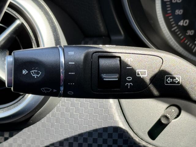 Mercedes-Benz A-KLASSE 220 BJR 2016 CDI AUTOMAAT A 220 177 PK CDI 4MATIC AUTOMAAT / PANODAK / AIRCO / 4-MATIC / METALLIC LAK / LM VELGEN