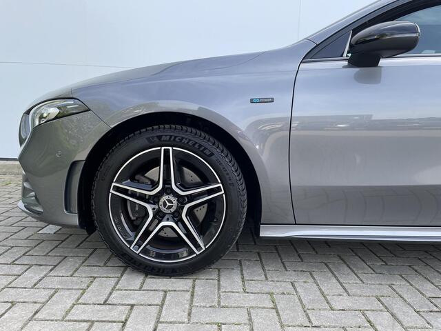 Mercedes-Benz A-KLASSE 250 e Business Solution AMG Limited