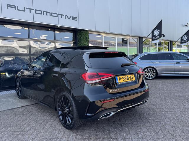 Mercedes-Benz A-KLASSE 250e Premium Plus AMG | Pano | Memory | 360 Camera | Sfeer