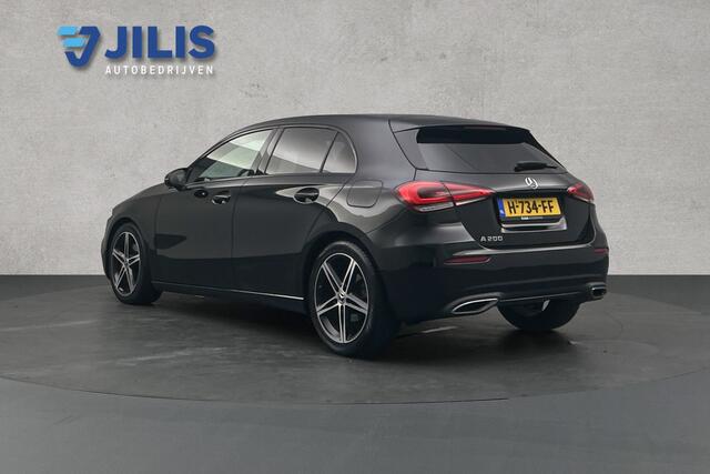 Mercedes-Benz A-KLASSE 200 Business Solution AMG Upgrade | Camera | LED | Lederen bekleding | Sportstoelen | Cruise control
