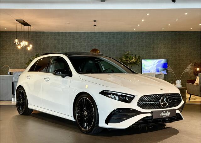 Mercedes-Benz A-KLASSE 180 AMG Line I Pano I 19" I Camera I NIEUW!