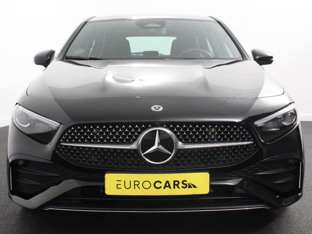Mercedes-Benz A-KLASSE 200 177pk Automaat MHEV AMG Line Achteruitrij Camera Verwarmde voorstoelen Navigatie LED Climate control Adaptive Cruise control Parkeersensoren Apple Carplay & Android Auto