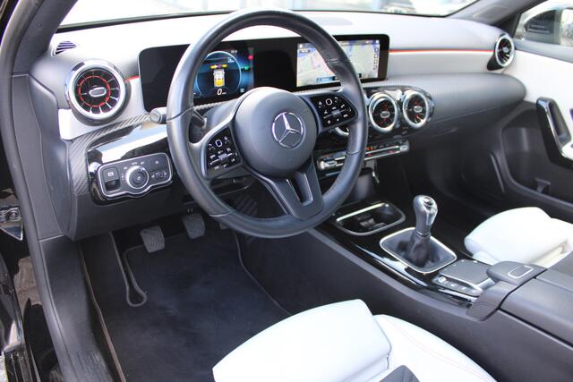 Mercedes-Benz A-KLASSE 160 Business Solution NAVI CAMERA CARPLAY