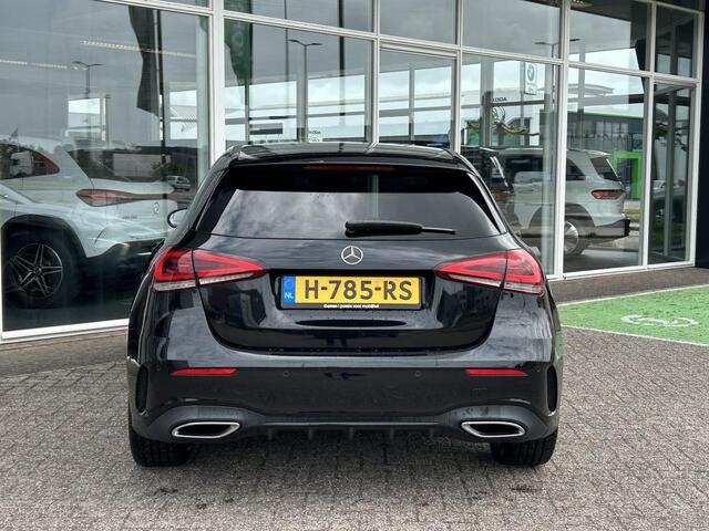 Mercedes-Benz A-KLASSE 180 AMG | Dodehoekassistent | Night Pakket