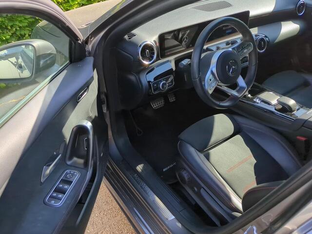 Mercedes-Benz A-KLASSE 200 Business Solution AMG NL-AUTO | PANO | AMG PAKKET