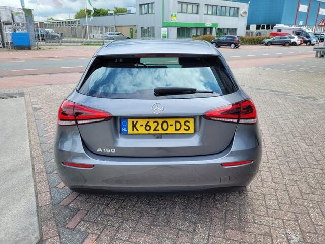 Mercedes-Benz A-KLASSE 160 Business Solution Zwarte hemel / LMV