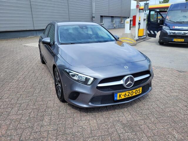 Mercedes-Benz A-KLASSE 160 Business Solution Zwarte hemel / LMV