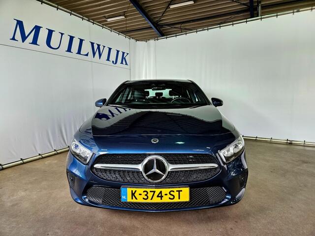 Mercedes-Benz A-KLASSE 180 Business Solution Luxury / NL Auto