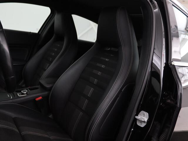 Mercedes-Benz A-KLASSE 180 Urban | Stoelverwarming | Navigatie | Sportstoelen | Half leder | Cruise control | Park Assist | Airco | Bluetooth