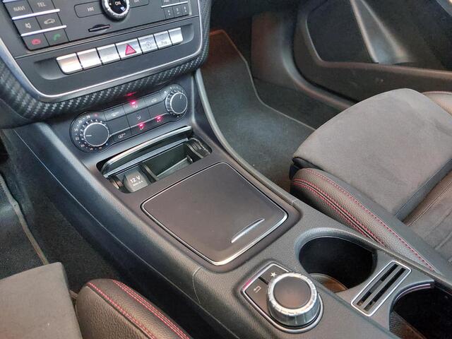 Mercedes-Benz A-KLASSE 180 Ambition AMG Automaat, panodak, Led, 1e eigenaar