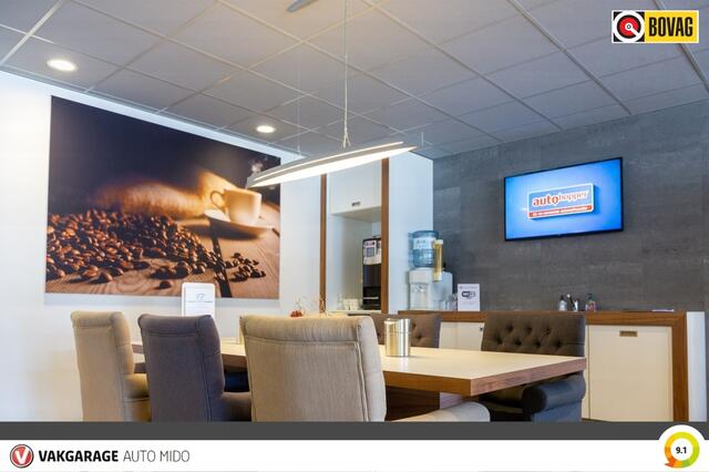 Mercedes-Benz A-KLASSE 180 Business Solution AMG -Panorama dak-
