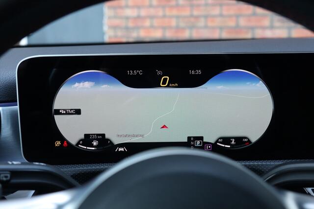 Mercedes-Benz A-KLASSE 200 Business Solution AMG Widescreen