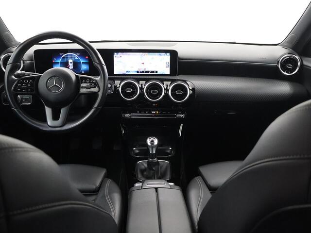 Mercedes-Benz A-KLASSE 160 Advantage | Style pakket | Achteruitrijcamera | Navigatie | Widescreen |