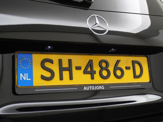 Mercedes-Benz A-KLASSE 180 AMG | Stoelverwarming | NL Auto | Pano Dak |
