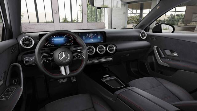 Mercedes-Benz A-KLASSE 250e Business Solution AMG | Dodehoekassistent | Panoramaschuifdak | 360°-camera | 19 inch AMG-velgen |