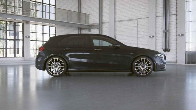 Mercedes-Benz A-KLASSE 200 Business Solution AMG | Panoramadak | Night | Memory | Widescreen | Multibeam | Sfeerverlichting |