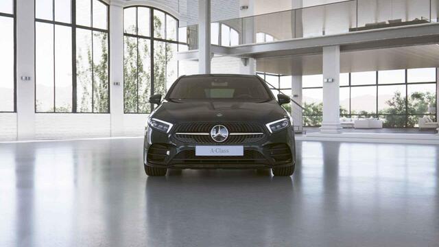 Mercedes-Benz A-KLASSE 200 Business Solution AMG | Panoramadak | Night | Memory | Widescreen | Multibeam | Sfeerverlichting |