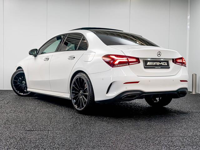 Mercedes-Benz A-KLASSE A 200 AMG Line | NIGHT | Pano | Burmester®