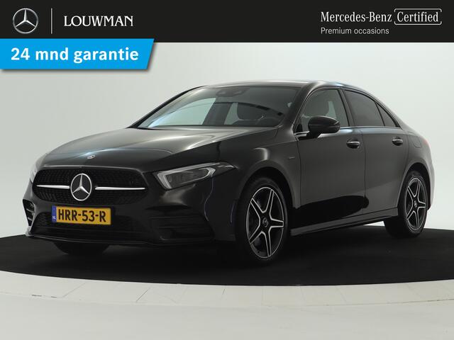 Mercedes-Benz A-KLASSE 250 e Sedan Plug-In Hybride | Sfeerverlichting | Achteruitrijcamera | Dodehoekassistent | Nightpakket | Inclusief 24 maanden MB Certified garantie voor Europa.