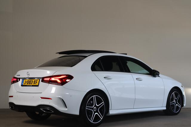 Mercedes-Benz A-KLASSE 200 Business Solution AMG NL-Auto!! SUPER COMPLEET!!