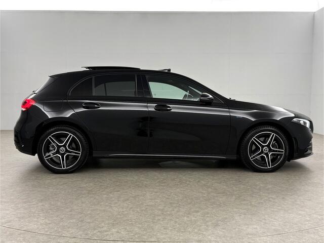 Mercedes-Benz A-KLASSE 250 e AMG Limited 235PK Pano Sfeerverl. LED Carplay Camera Virtual Clima Cruise Navi PDC 18"LMV
