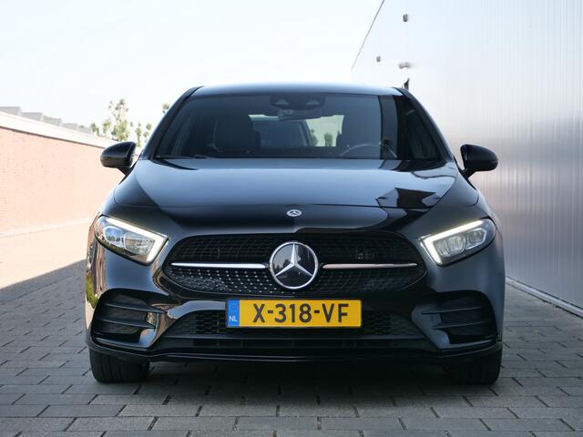 Mercedes-Benz A-KLASSE 250e 218pk Business Solution AMG Automaat Sfeerverlichting / Navigatie / Apple Carplay / Camera