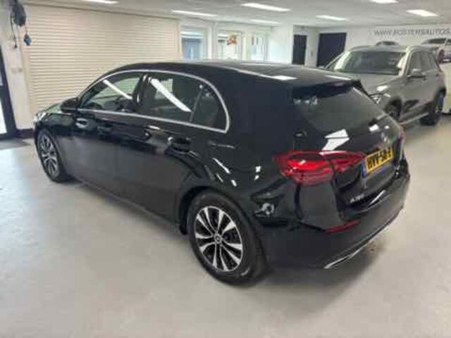 Mercedes-Benz A-KLASSE 180 Business Line Led Camera Parctronic Stuurverwarming