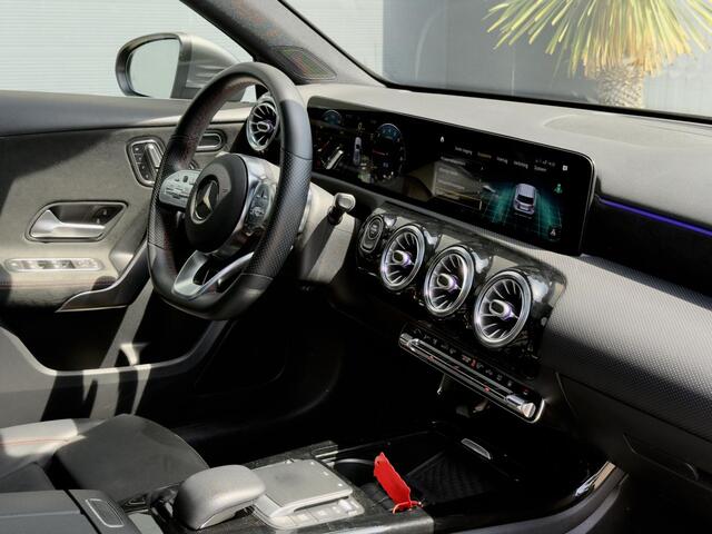 Mercedes-Benz A-KLASSE 250e Premium Plus AMG BTW Pano 360 Memory Automaat