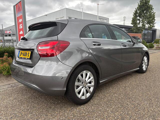 Mercedes-Benz A-KLASSE 180 d Lease Edition | Automaat | Navi | Cruise control | Airco | Parkeersensoren achter