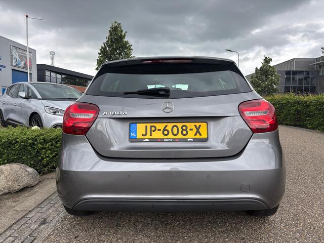Mercedes-Benz A-KLASSE 180 d Lease Edition | Automaat | Navi | Cruise control | Airco | Parkeersensoren achter