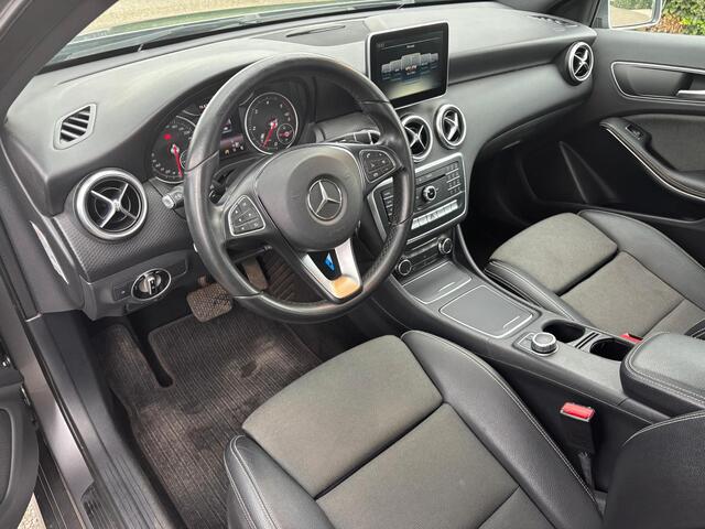 Mercedes-Benz A-KLASSE 180 d Lease Edition | Automaat | Navi | Cruise control | Airco | Parkeersensoren achter