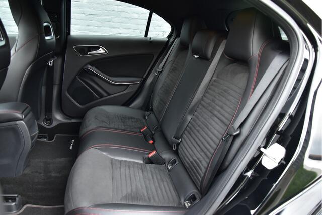 Mercedes-Benz A-KLASSE 180 Business Solution AMG Upgrade Edition
