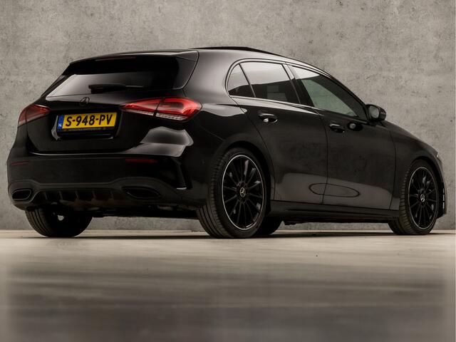 Mercedes-Benz A-KLASSE 220 4MATIC AMG 191Pk Automaat (SCHUIFDAK, APPLE CARPLAY, MEMORY SEATS, BURMESTER, SFEERVERLICHTING, LEDER/ALCANTARA, 360 CAMERA, ADAPTIVE CRUISE, KEYLESS, NIEUWSTAAT)