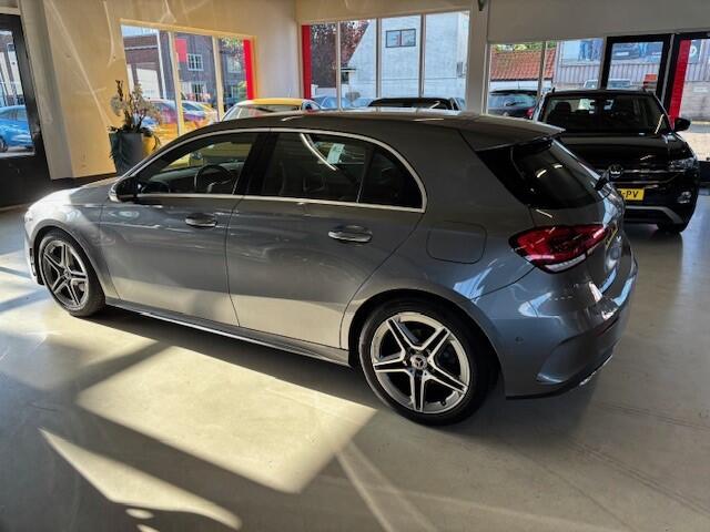Mercedes-Benz A-KLASSE 180 Business Solution AMG