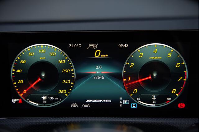 Mercedes-Benz A-KLASSE AMG 35 4MATIC | Panoramadak | Burmester | Stoelverwarming | Keyless | Aero pack | Adaptive Cruise Control | Ambiance verlichting | Camera | Driving Assistant | DAB | LED
